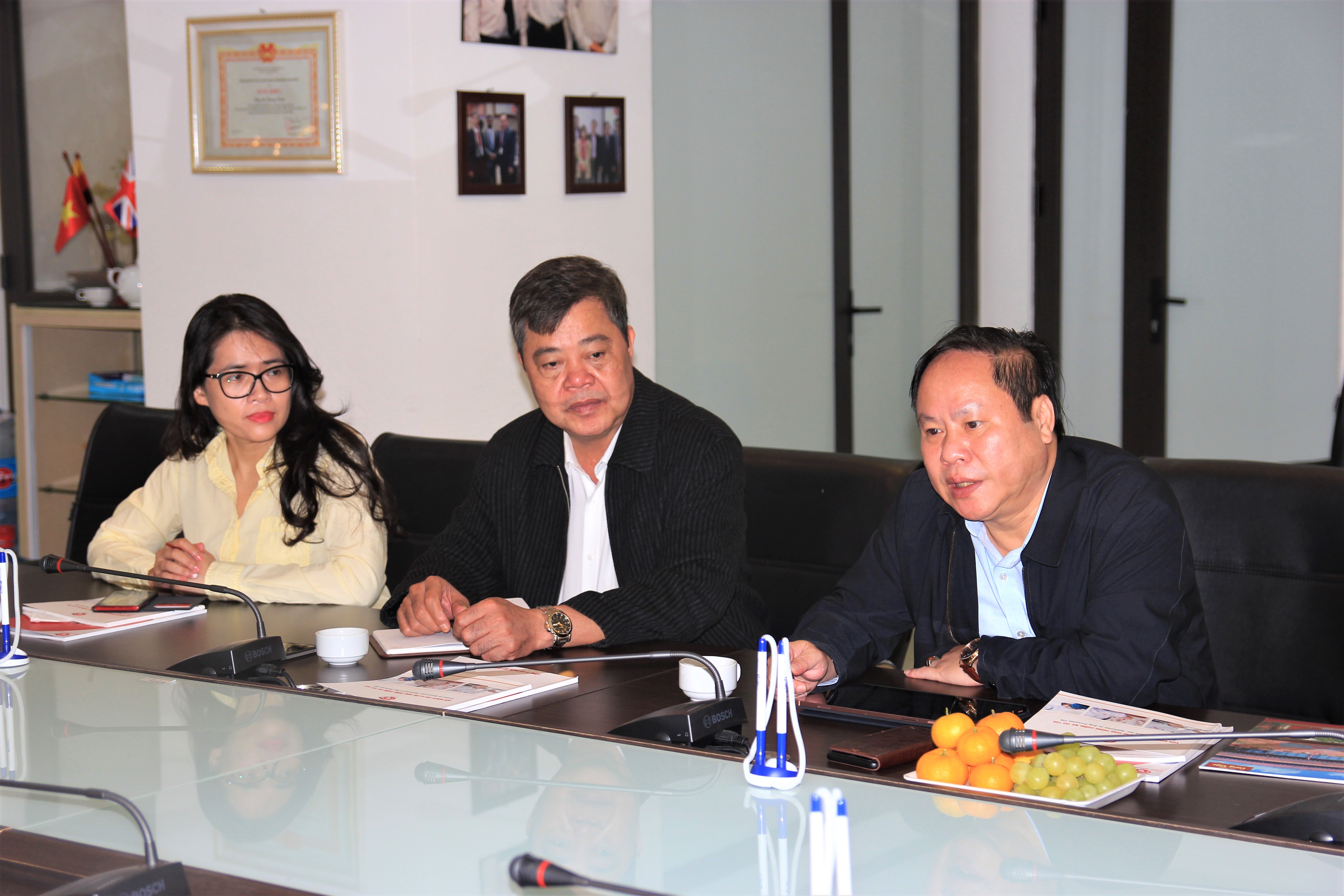 Ông Tống Thanh Hải - Ủy viên Ban Thường vụ Tỉnh ủy, Phó Chủ tịch Thường trực UBND tỉnh Lai Châu tới thăm Viện PSD